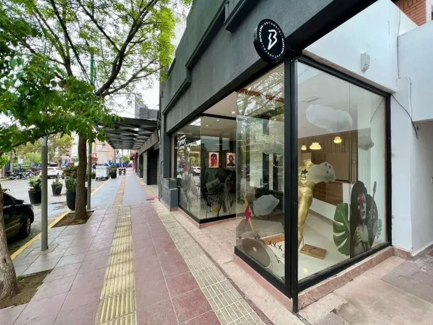 Black Star Art Hostel