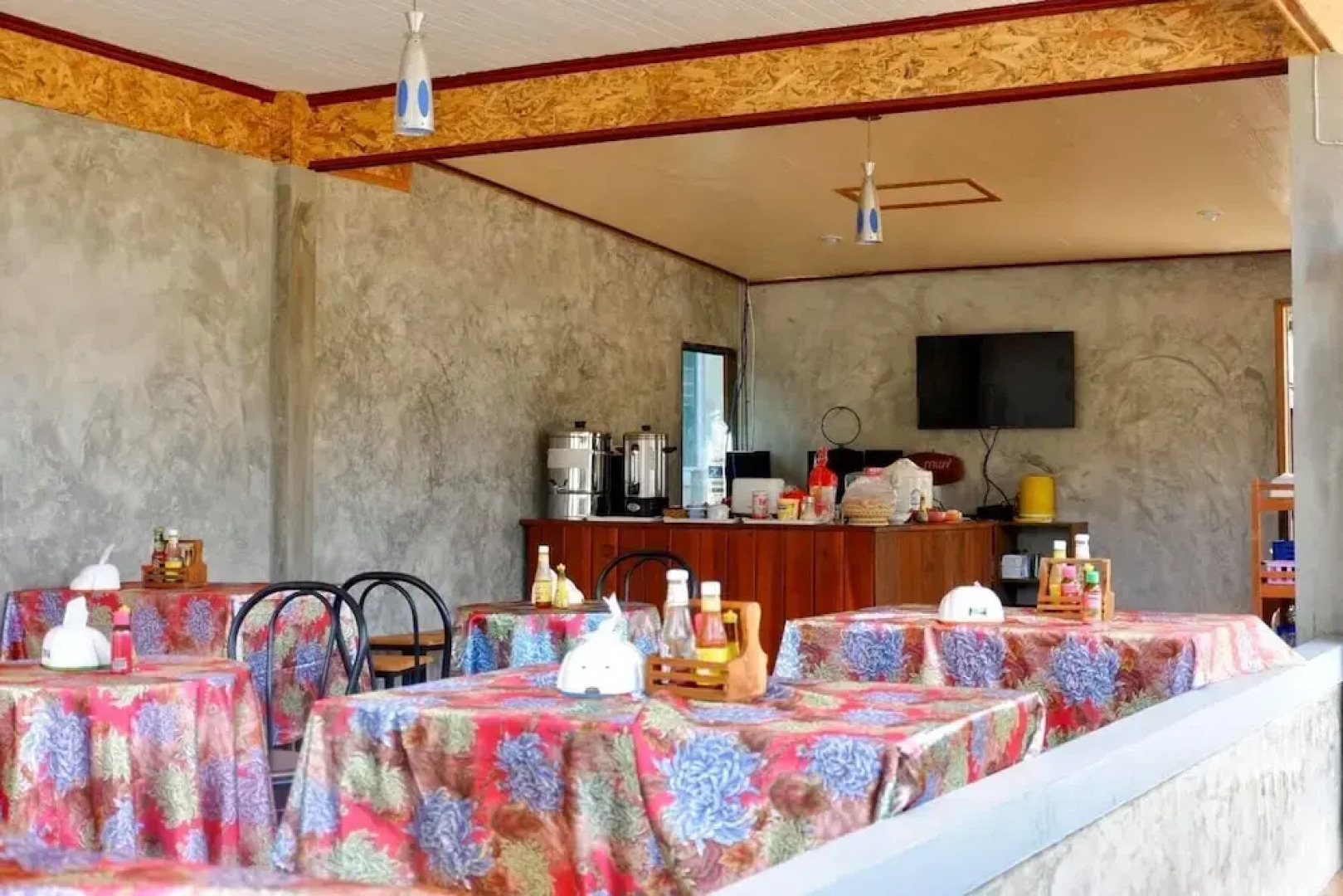 Thong Hug House Resort