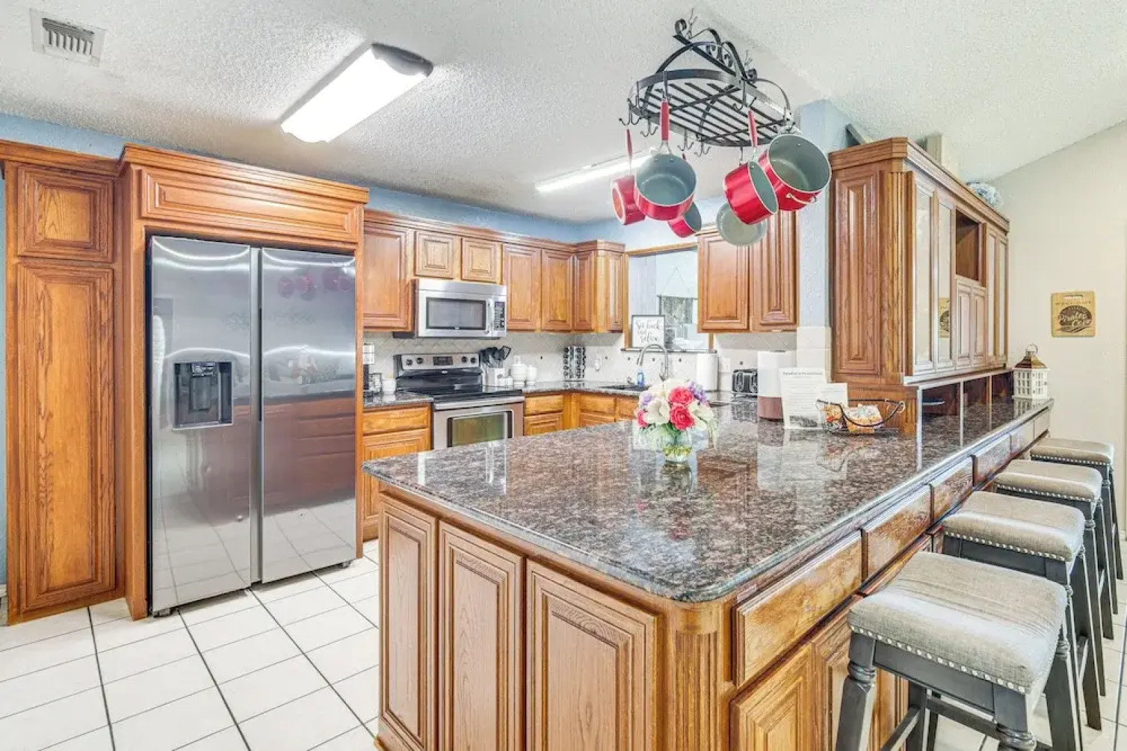 Lakefront Granbury Home w/ Dock, Decks & Hot Tub!