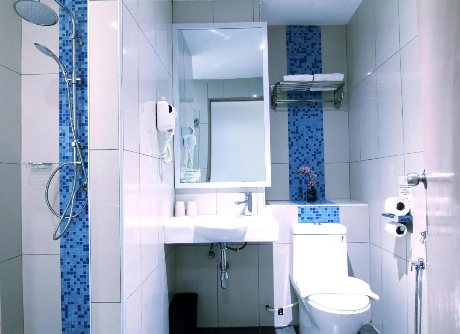 Pacific Express Hotel Chinatown