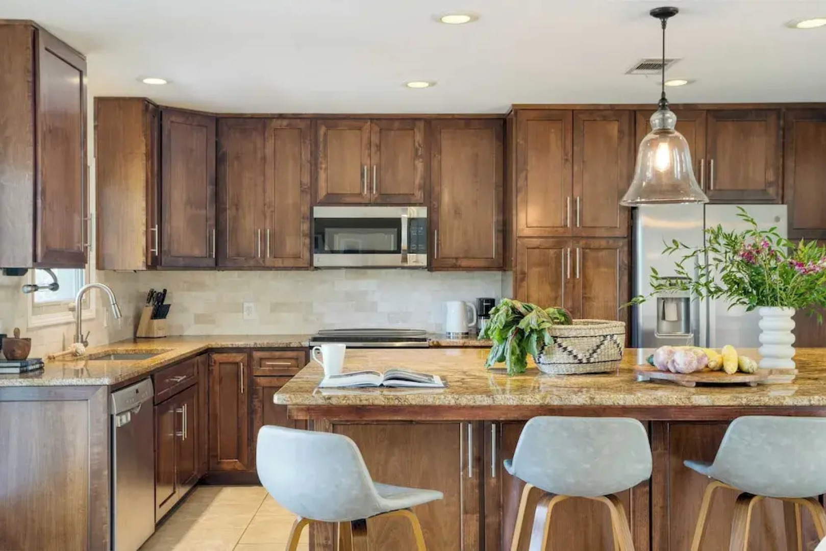 Travis by Avantstay Waterfront Lake Retreat