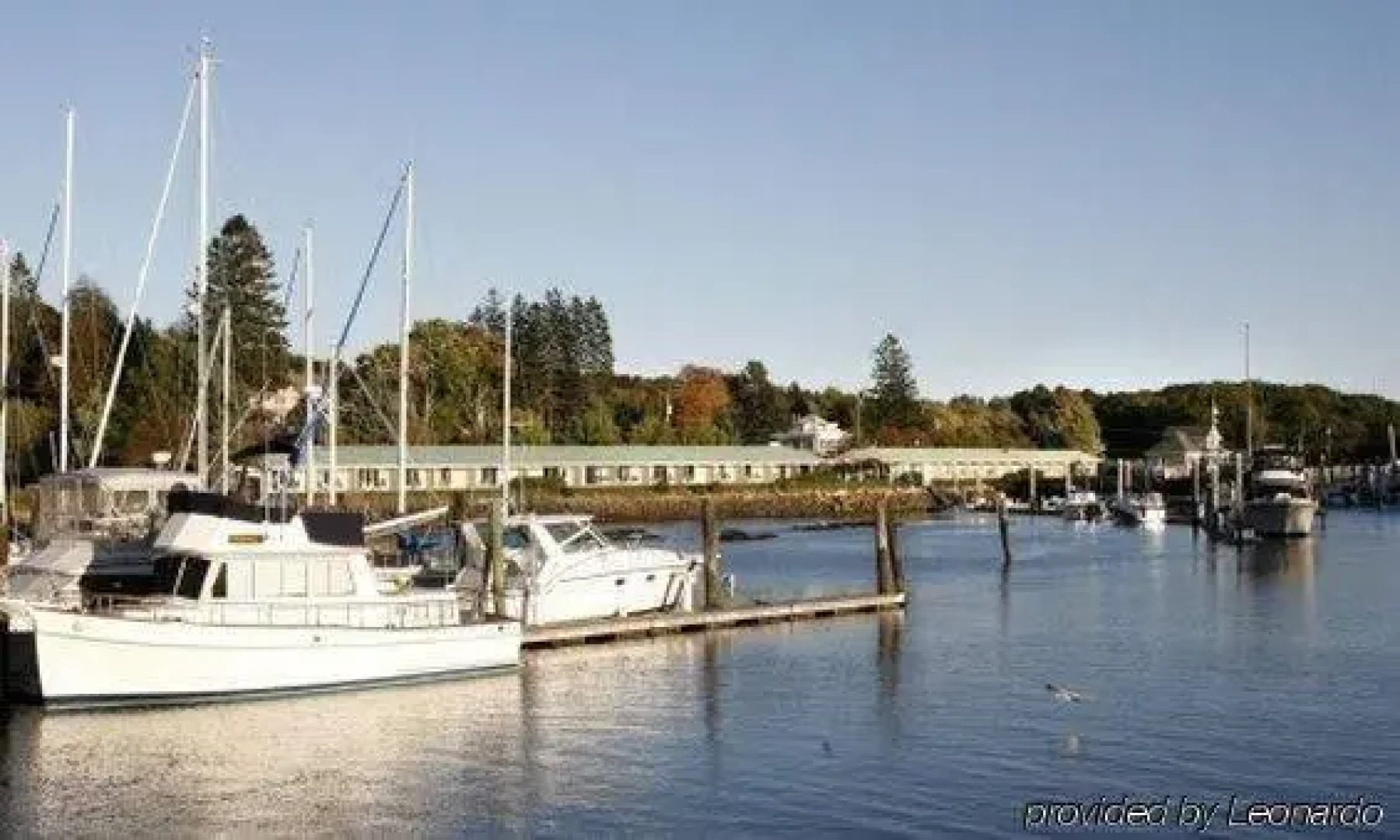 Yachtsman Hotel & Marina Club