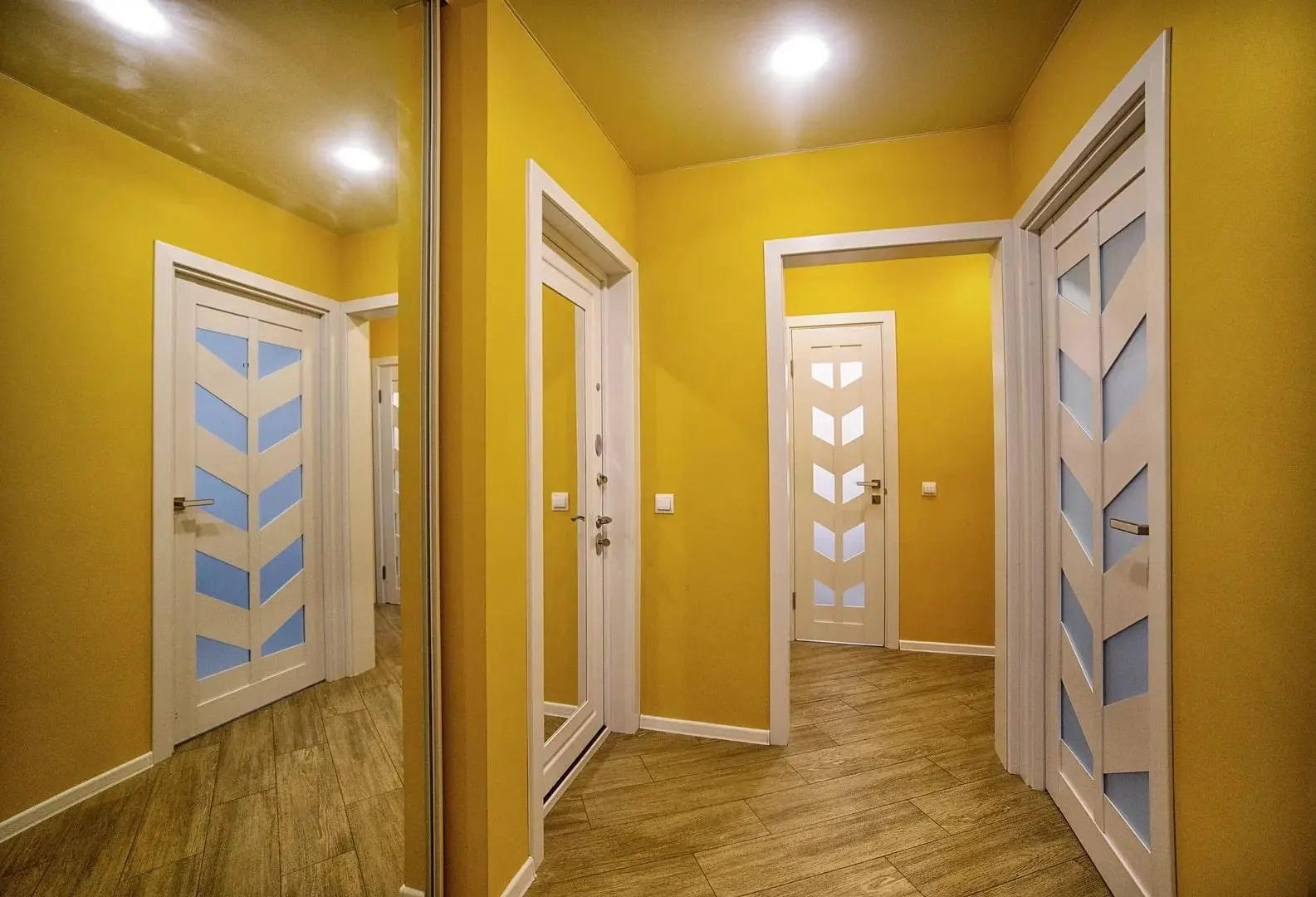 Апартаменты на улице Октябрьской Революции 40