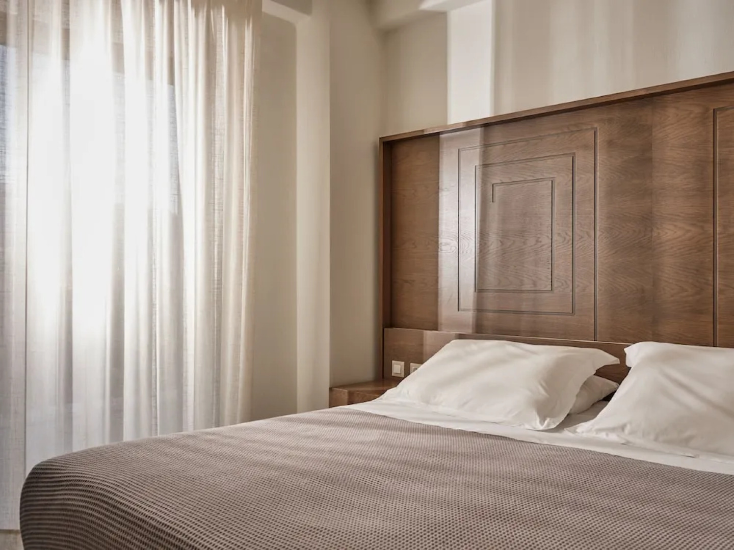 Prima Vista Beachfront Boutique Hotel