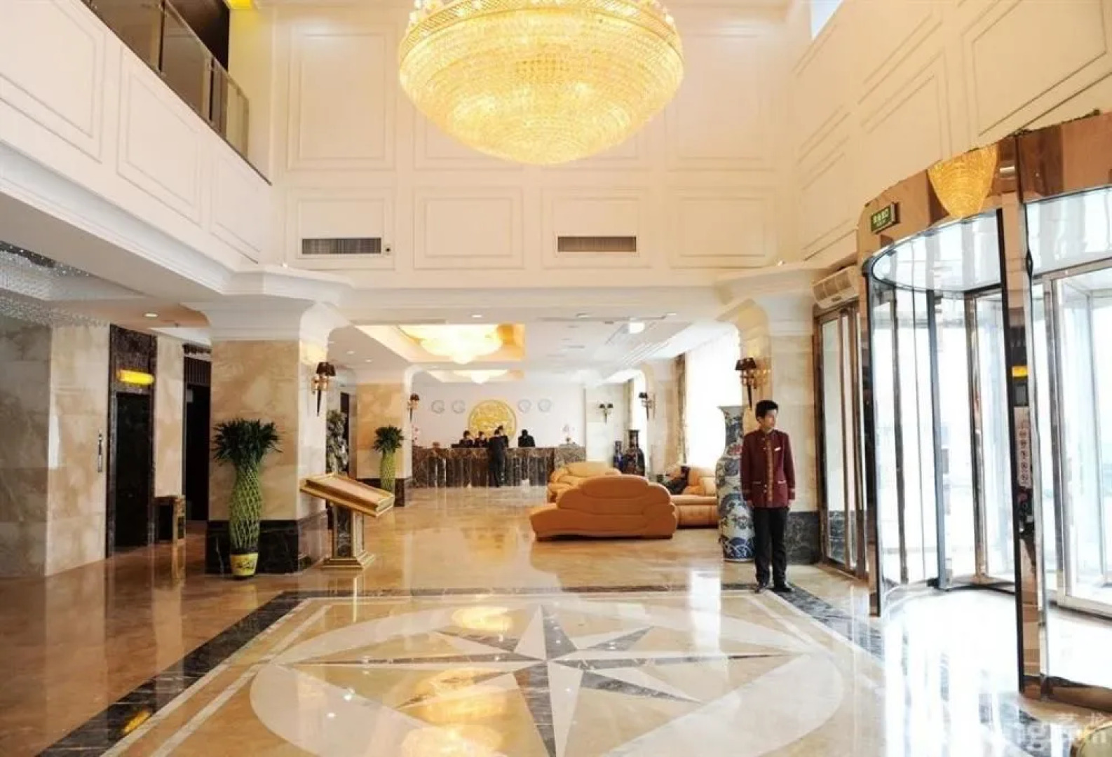 Long Fei Yuan Hotel