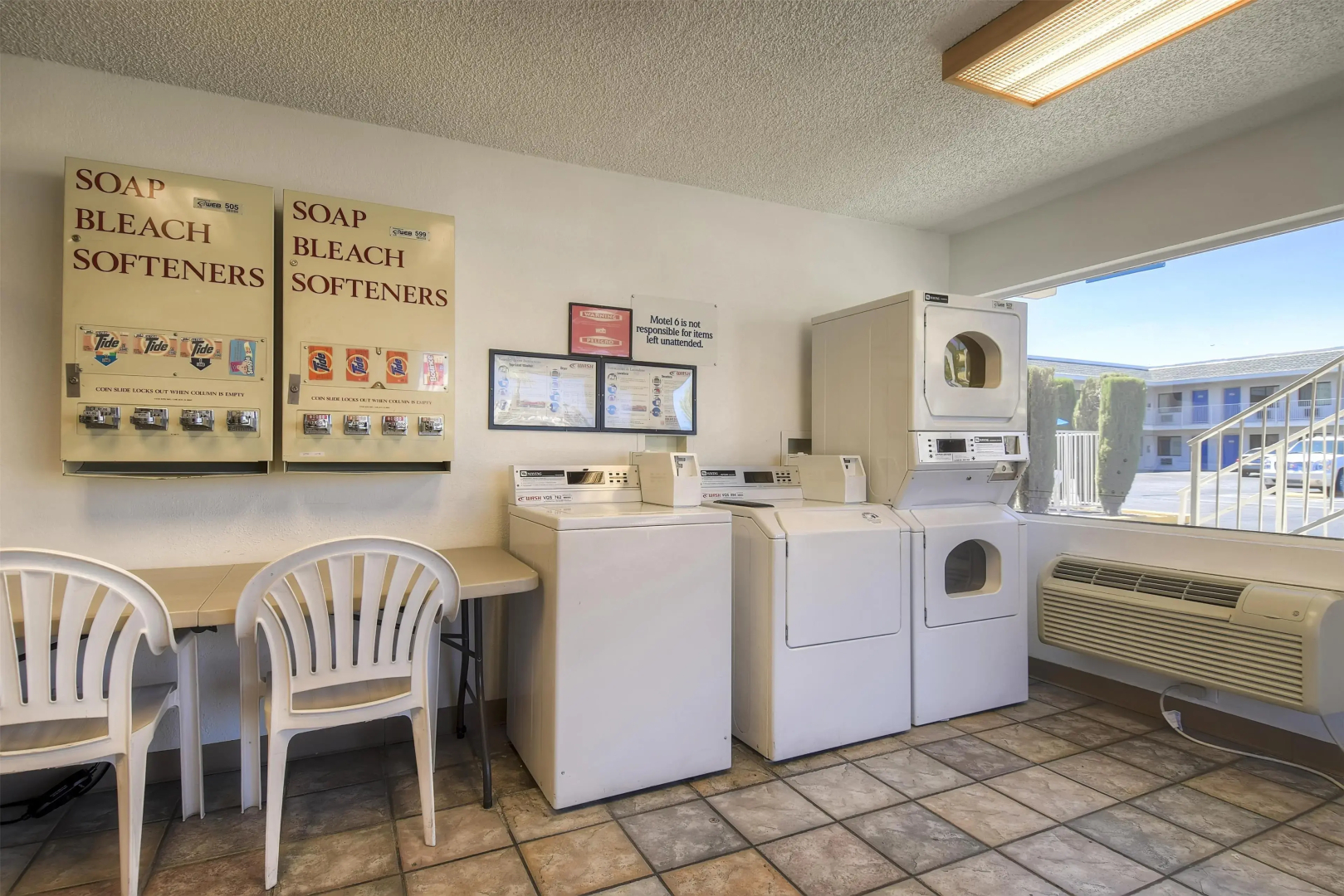 Motel 6 Las Vegas, NV – I-15 Stadium