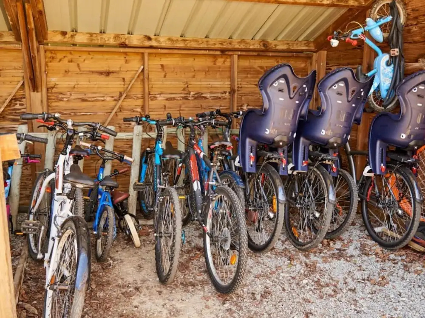 Comfortable Cottage With a Fireplace Nearby a Forest