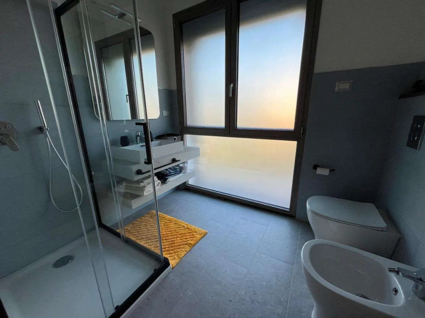 Baboe Affittacamere Iun F1037