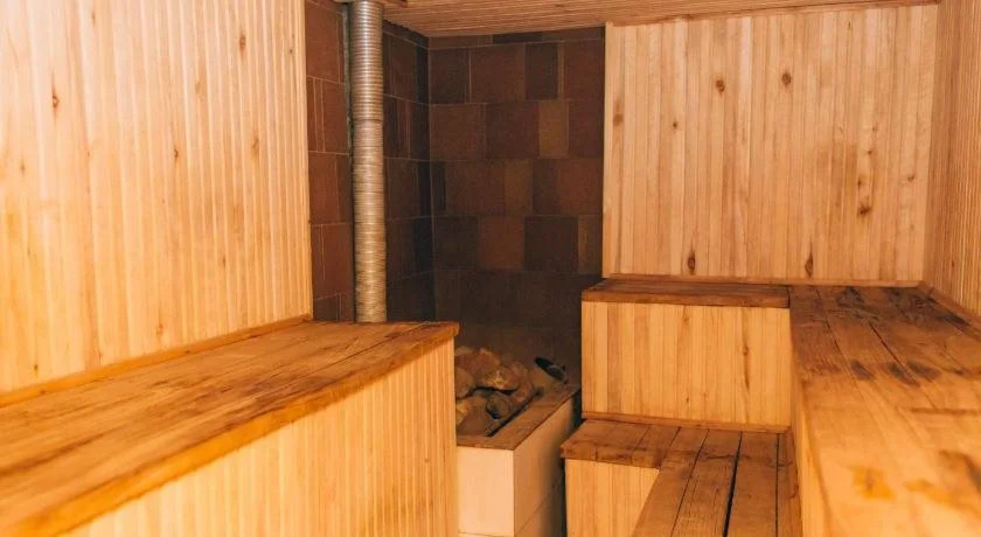 Hotel & Restaurant complex Berizka