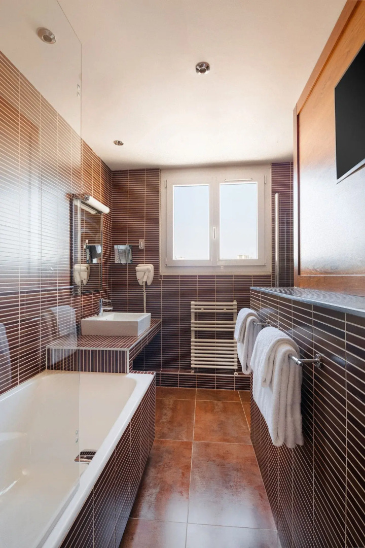 Atala Champs-Elysées