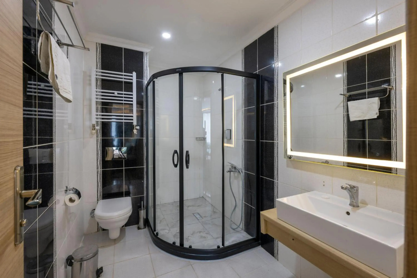 Bahrain International Hotel