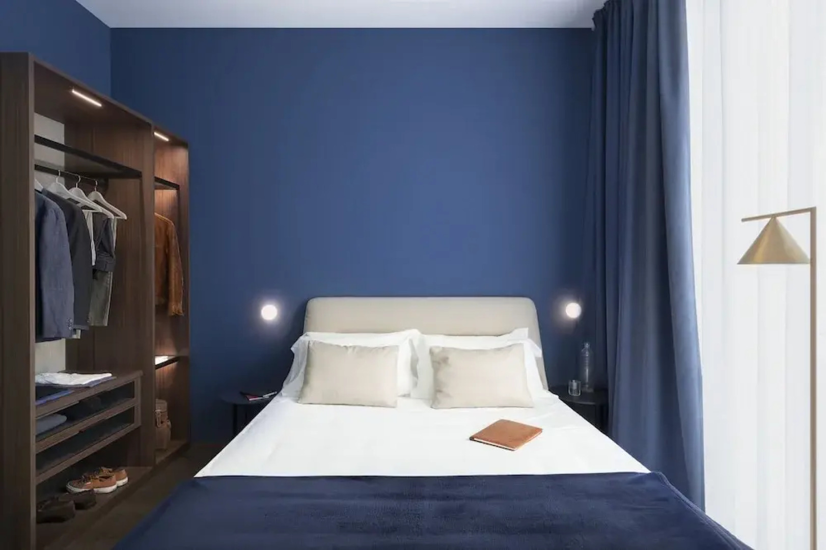 Cavour Deluxe by Mmega