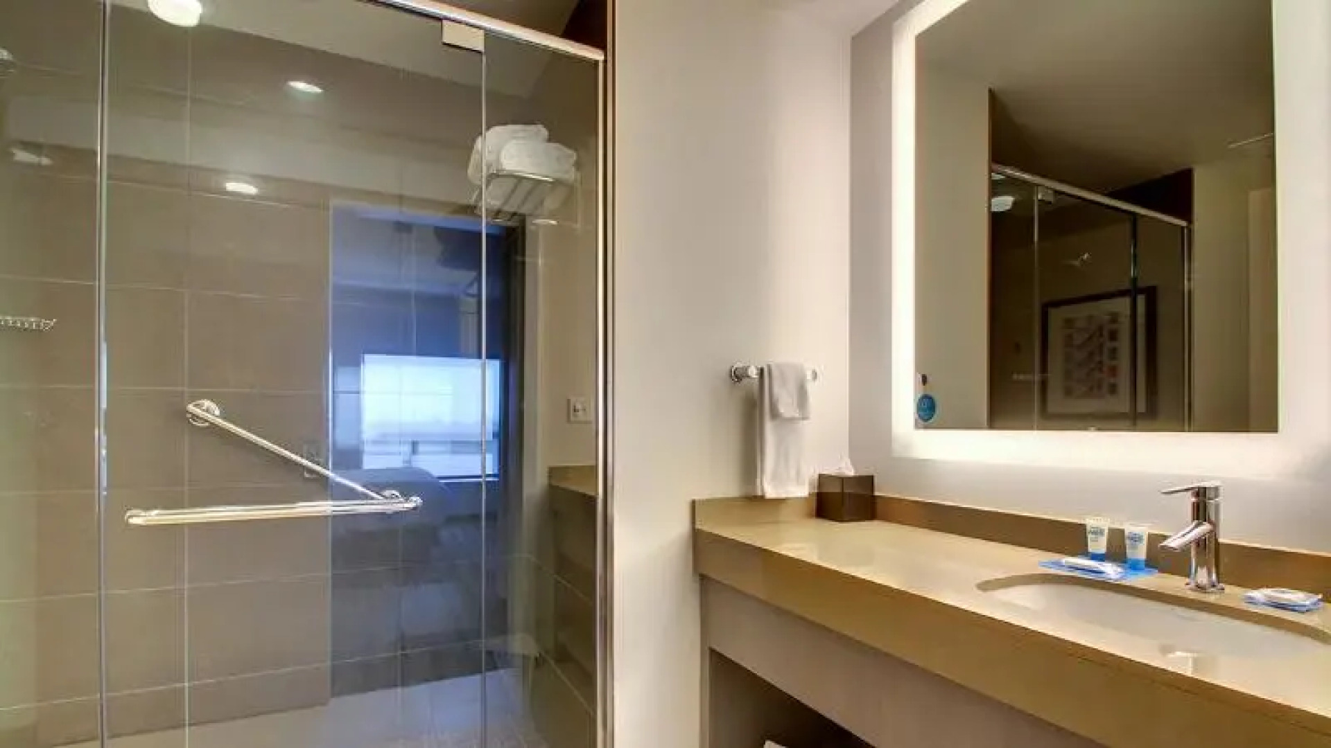 Hyatt House Oak Brook