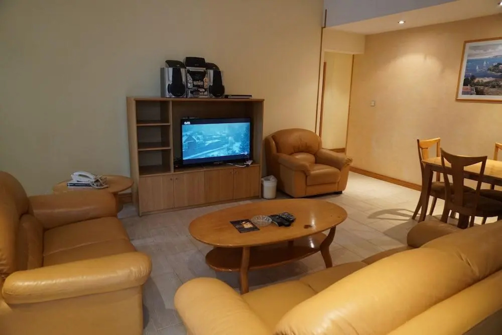 Elite Five Apartments