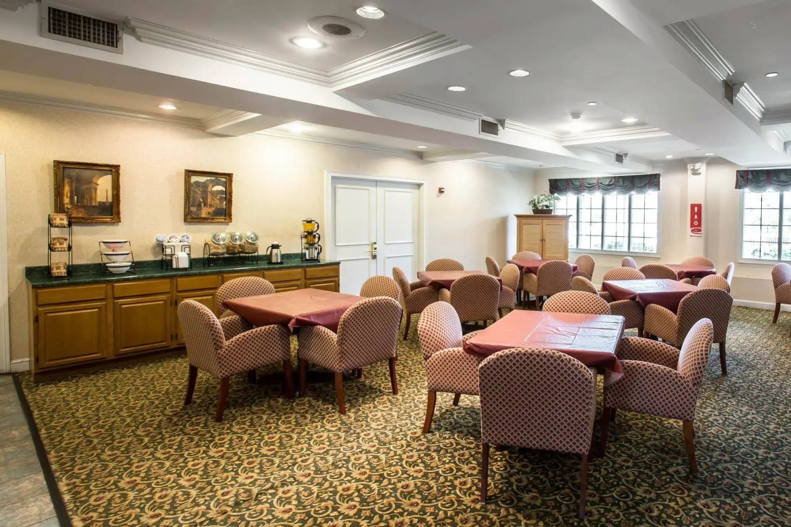 Greeneville Inn and Suites