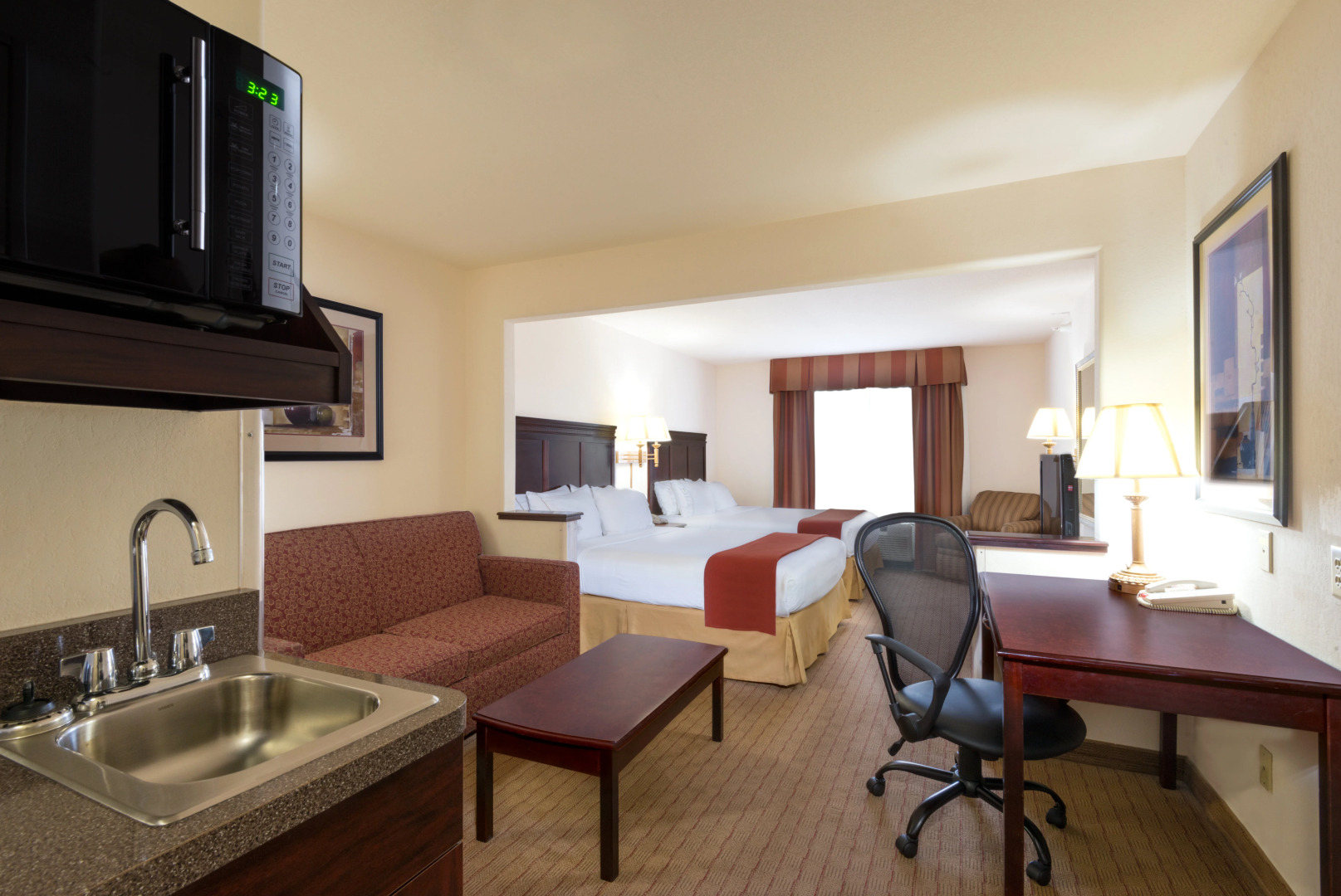 Holiday Inn Express Evanston by IHG