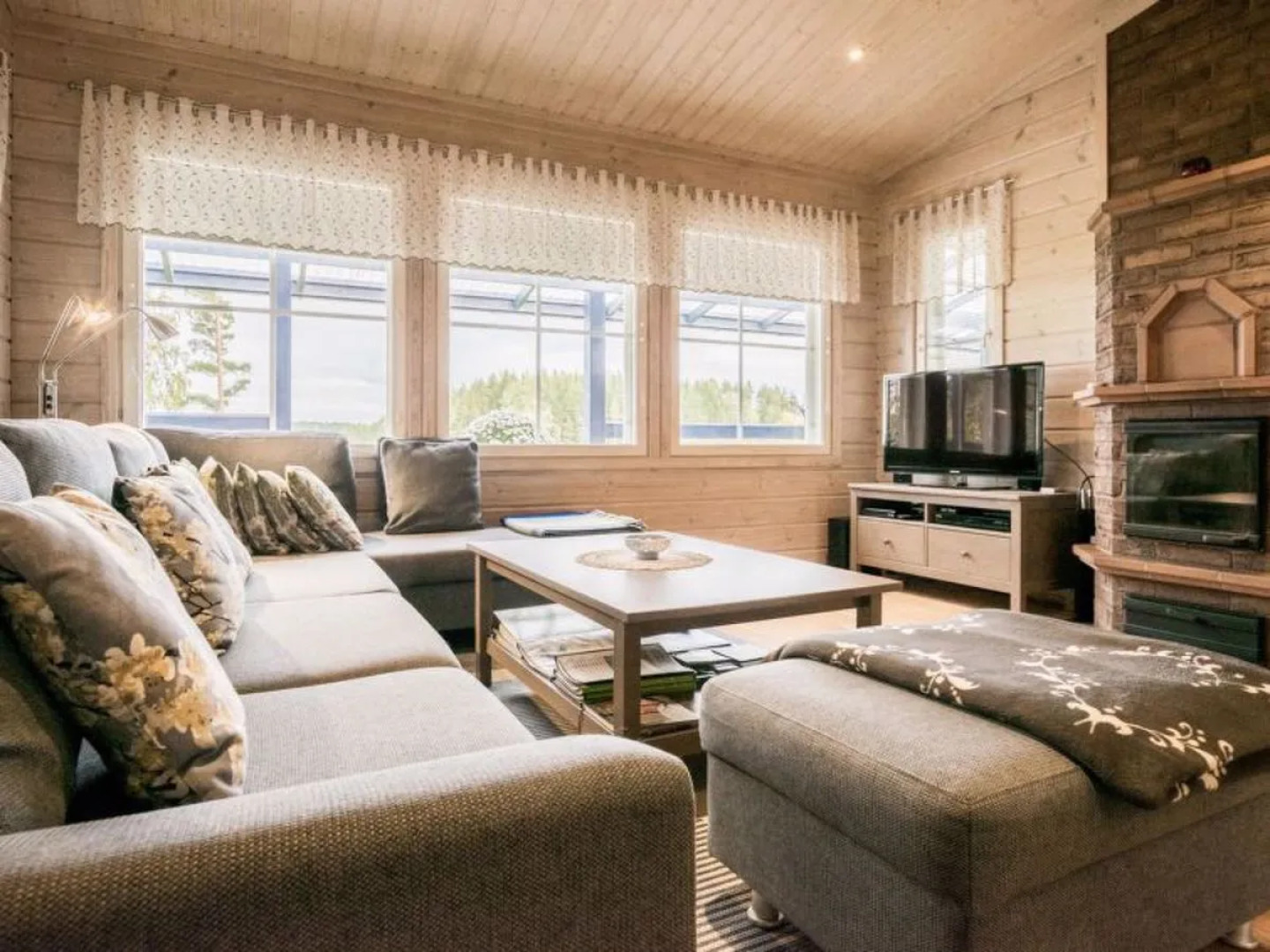 Holiday Home Kanervarinne