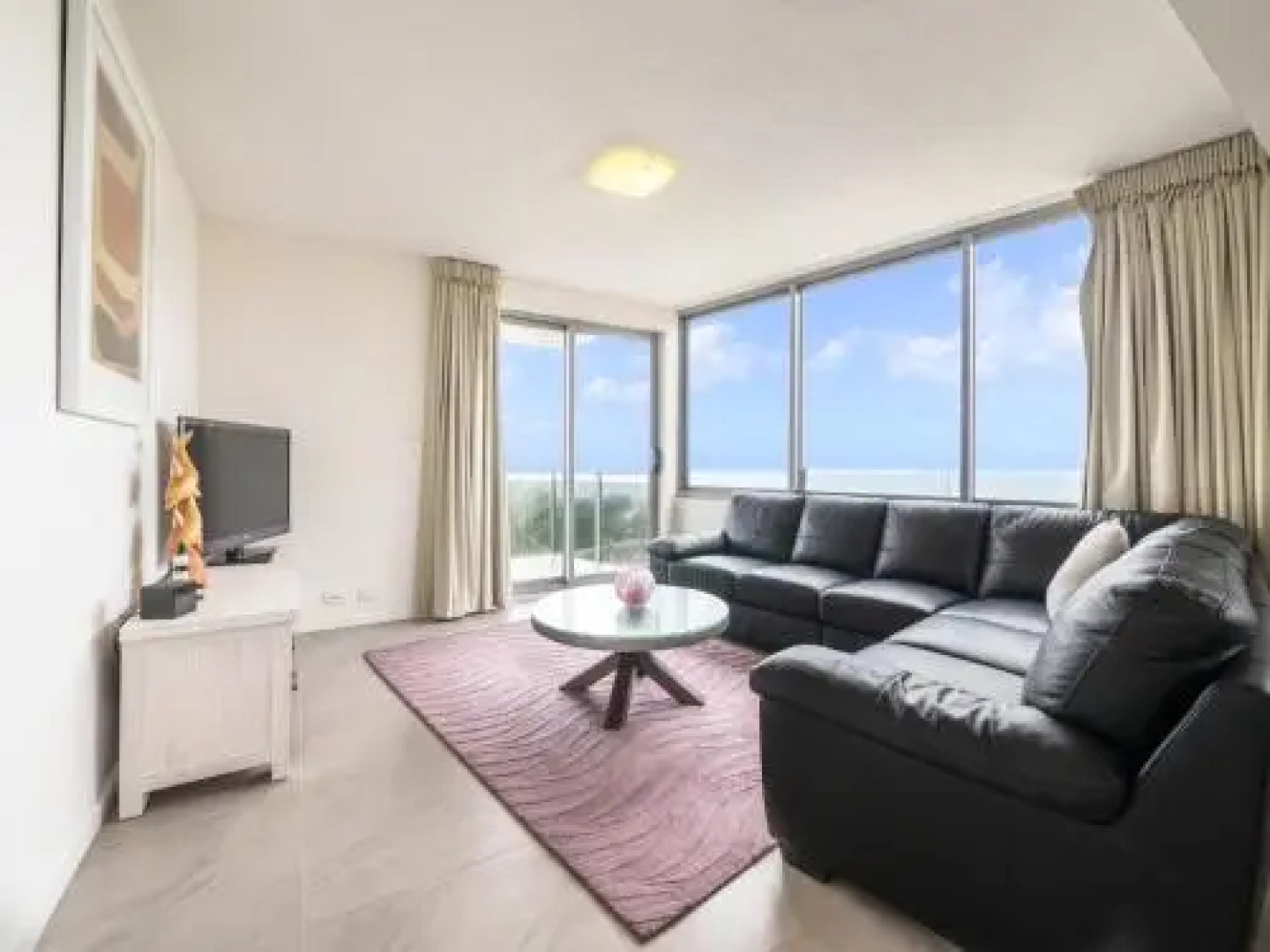 Pacific Towers Unit 4, 19 Ormonde Tce Kings Beach