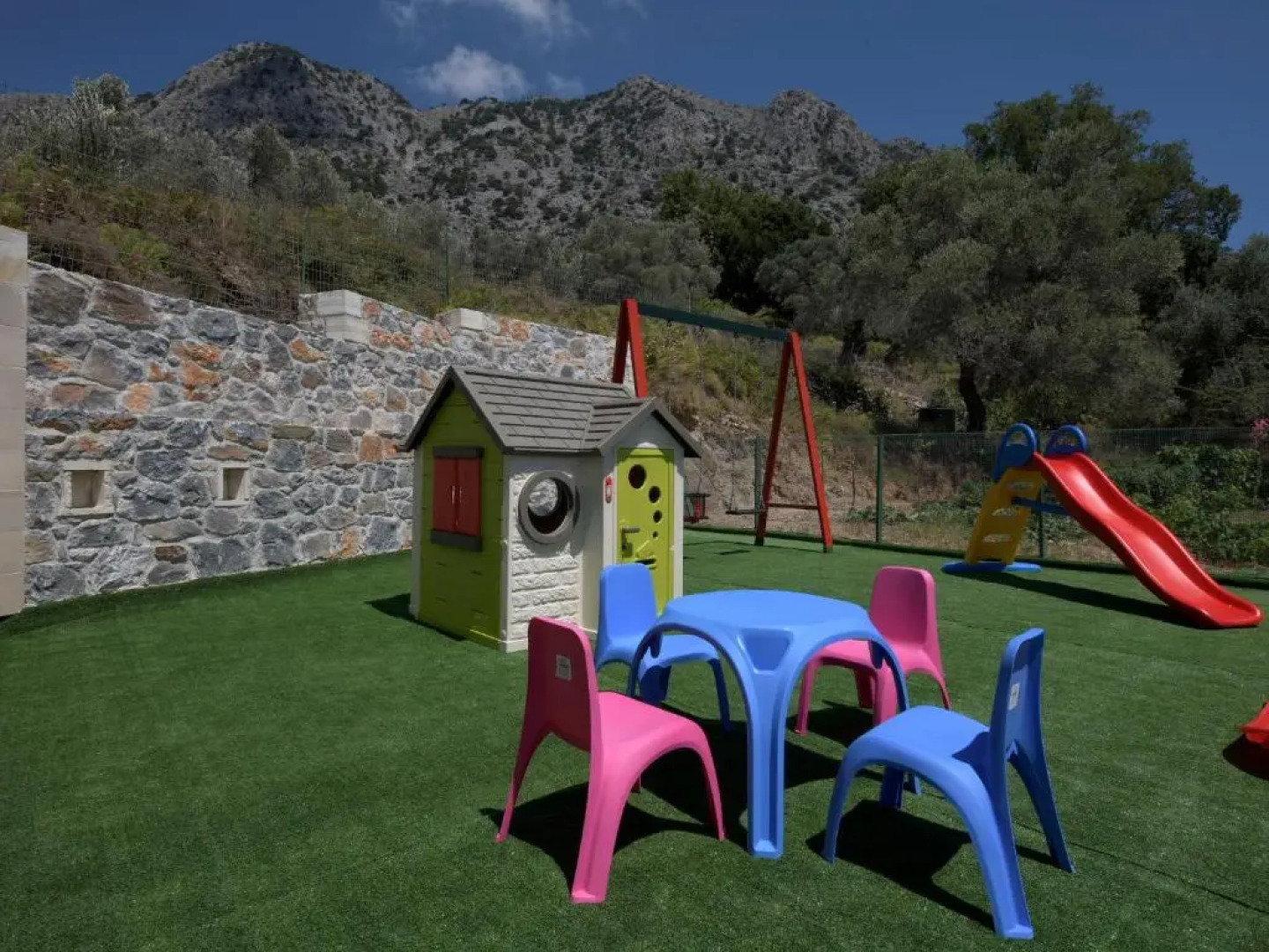 Aloni Villa, an Awe-Inspiring Retreat, By ThinkVilla