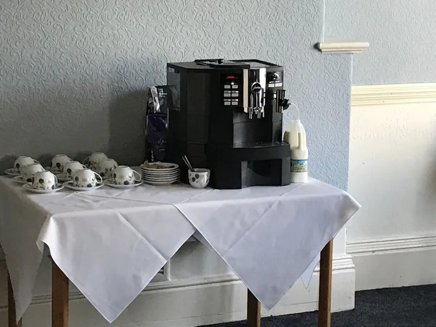 The New Alexandra Hotel