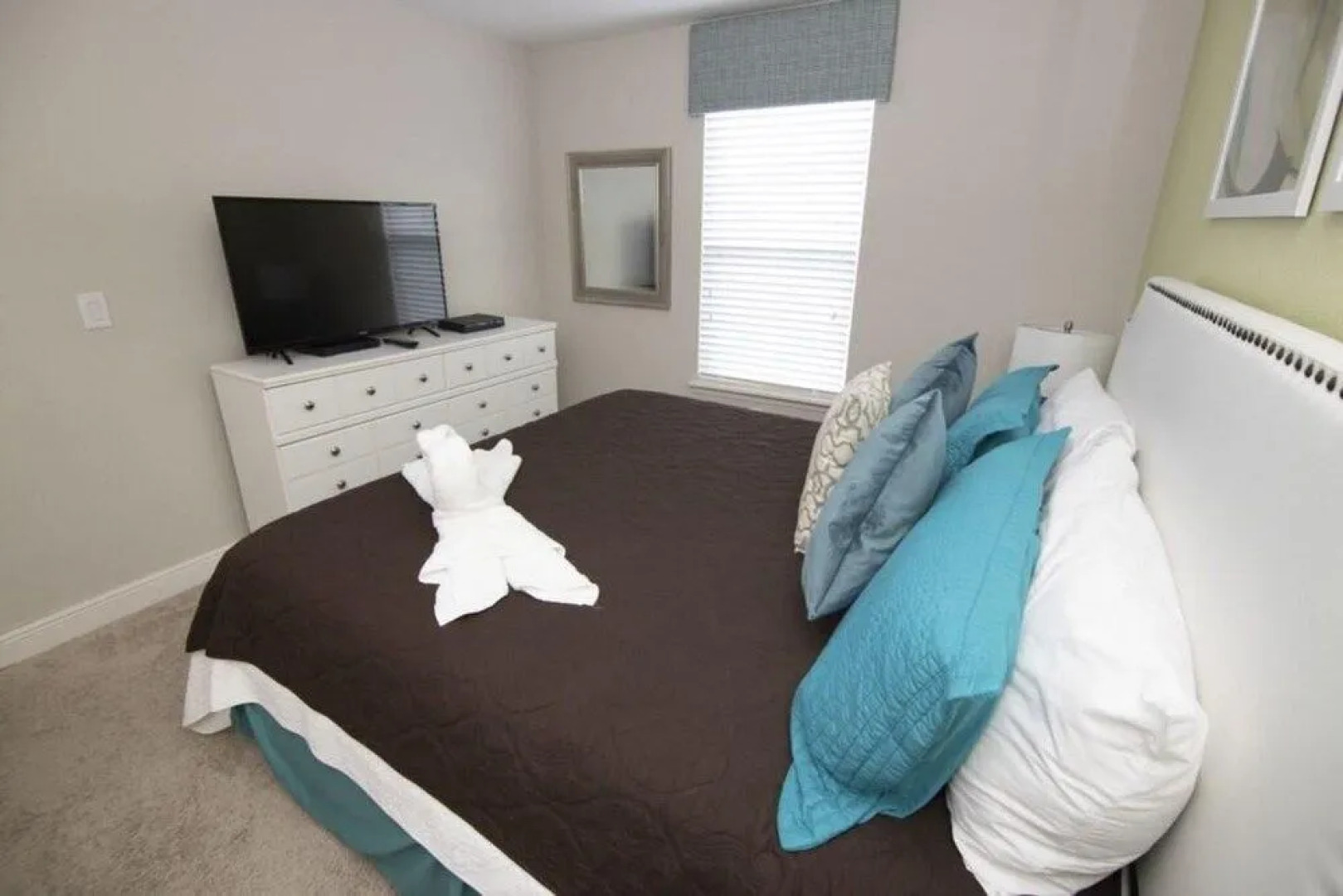 Chester Vacation Home in Solterra Resort