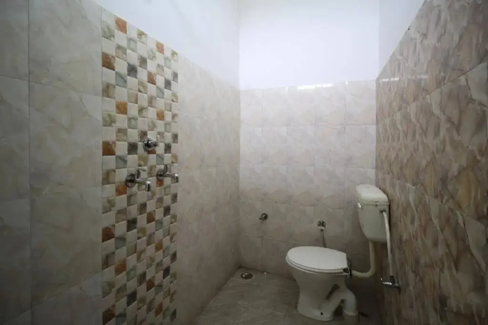 OYO Homes Rohilkhand Dental College