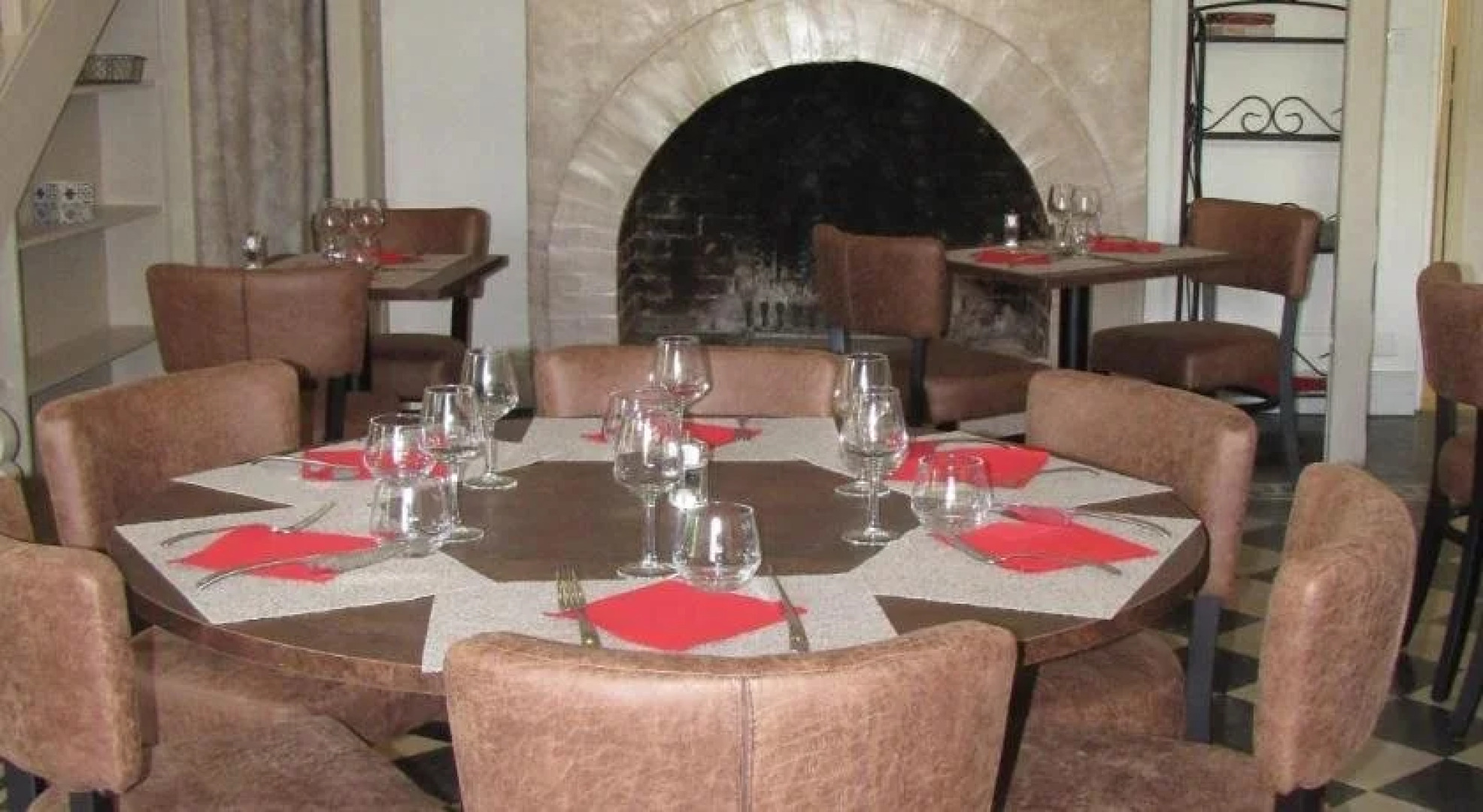 Hostellerie Le Mirabeau