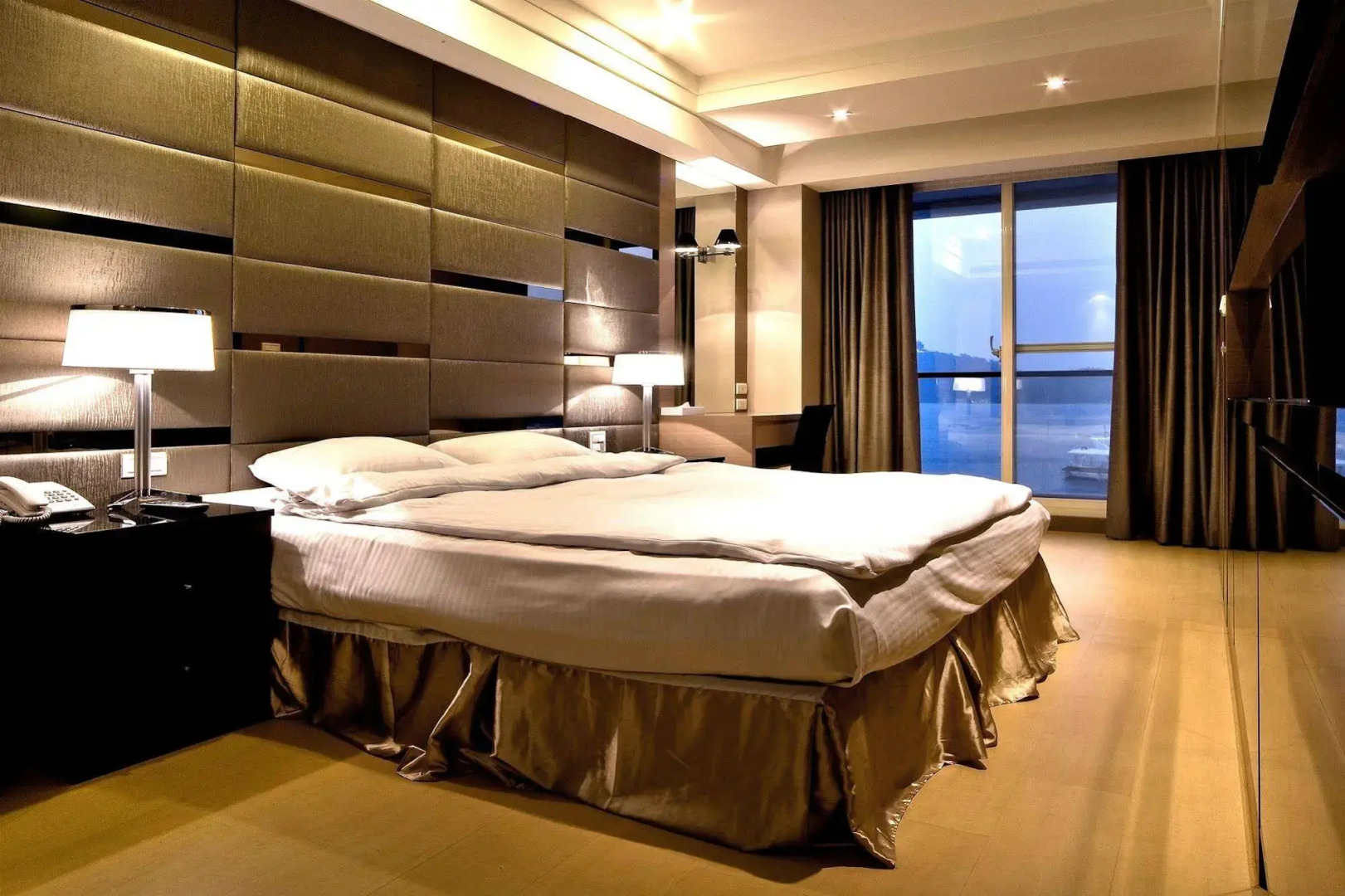 Spa Home Sun Moon Lake Luxury Lakeside Hotel