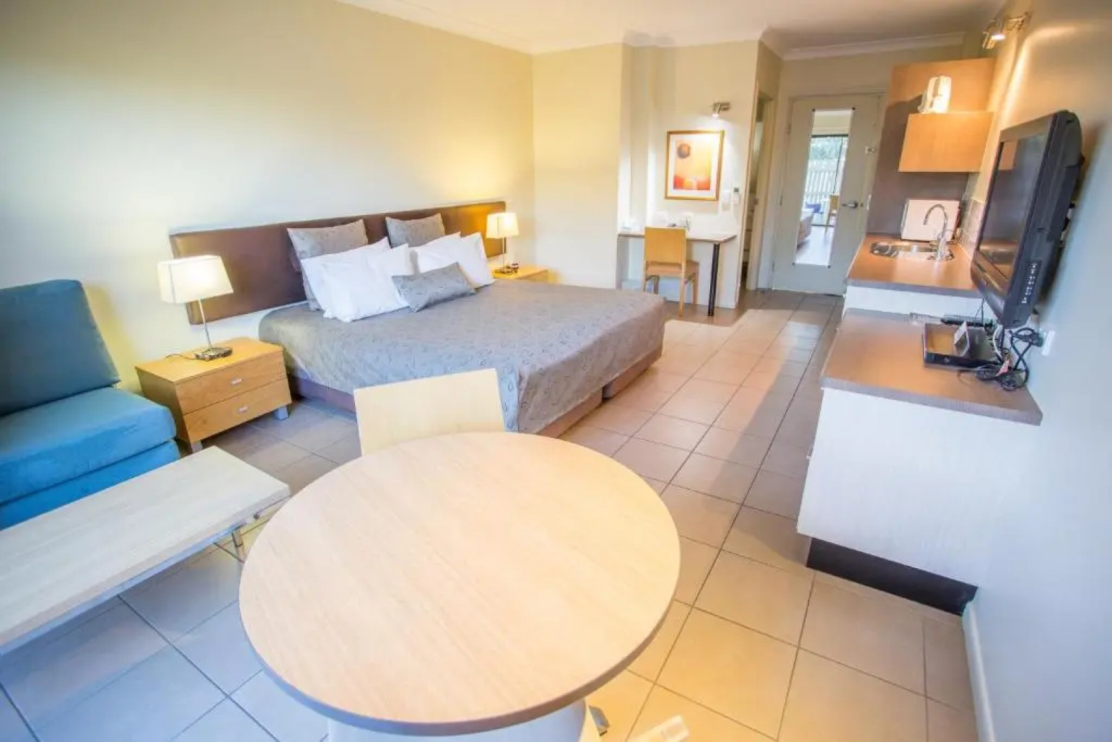 Spinifex Motel & Serviced Apartments