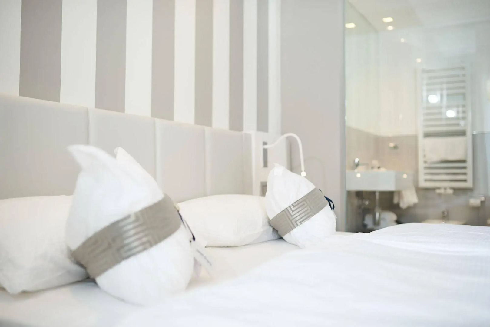 Hotel Castello Lake Front