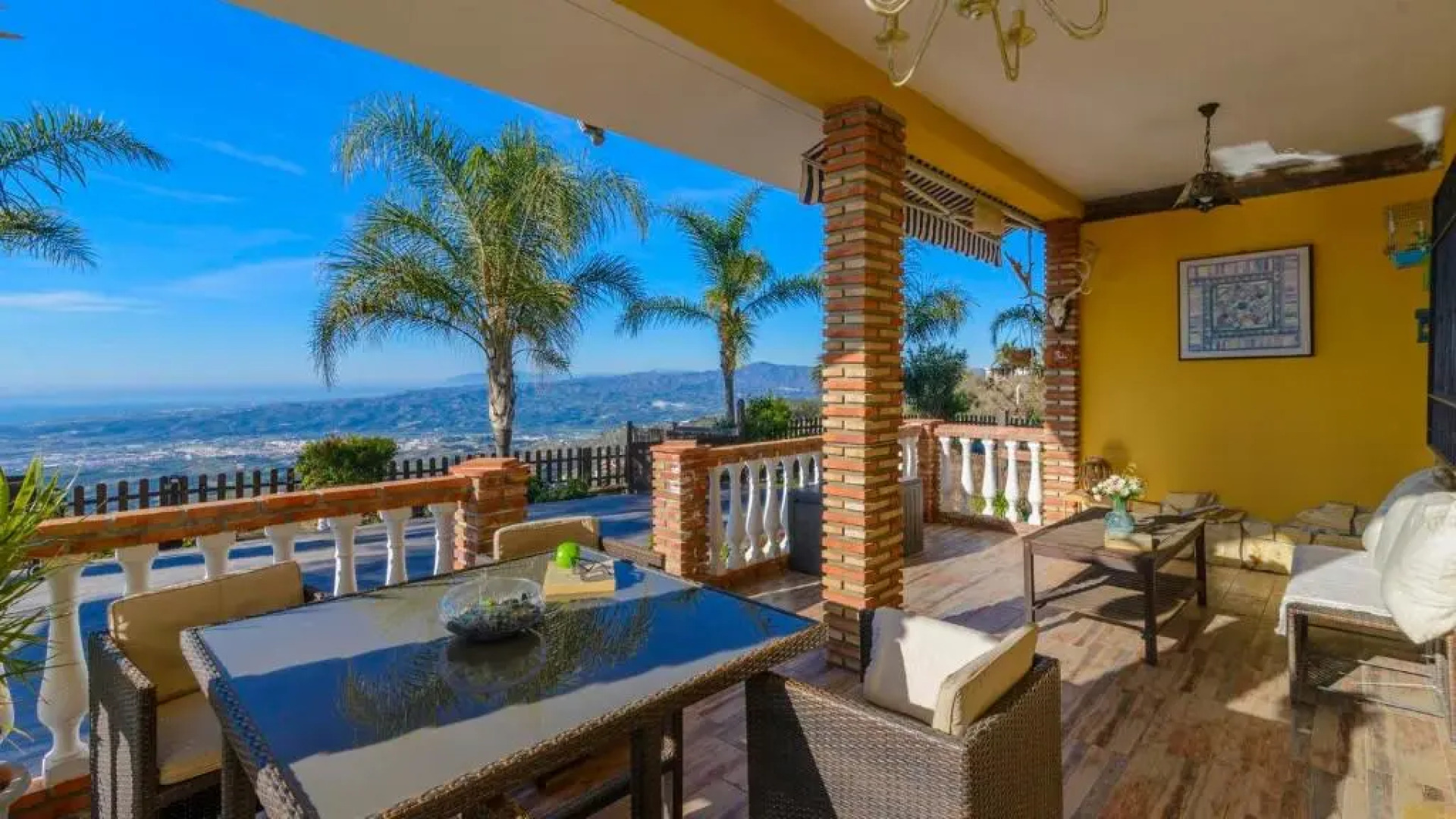 Villa Paraiso Arenas by Ruralidays