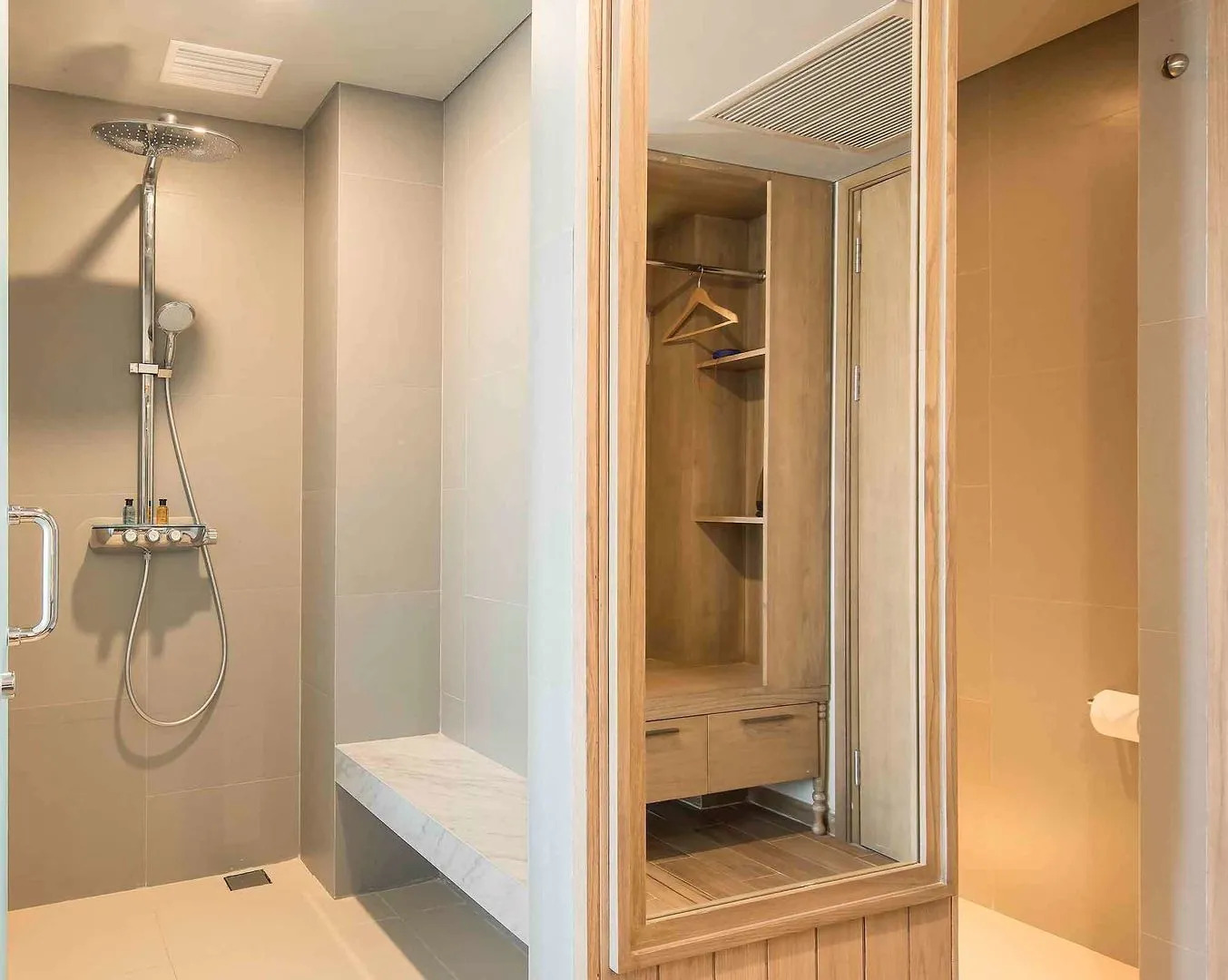 Eastin Ashta Resort Canggu