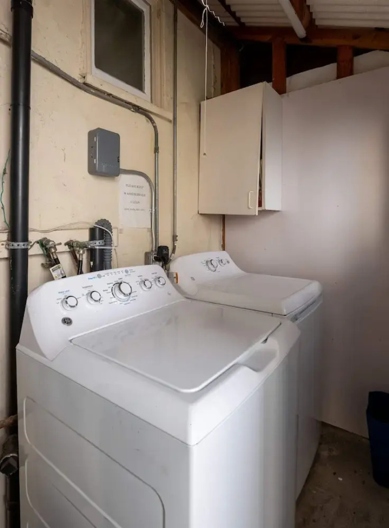 Beachside Apt With Laundry AC Patio