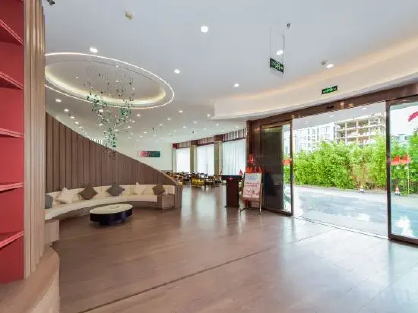 Jinsha Bandao Lake-view Yangsheng Hotel