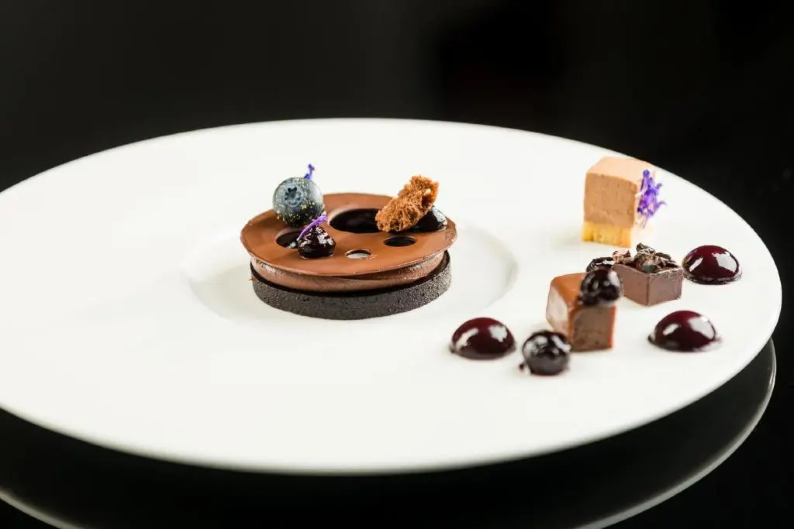 Schloss Prielau Hotel & Restaurants