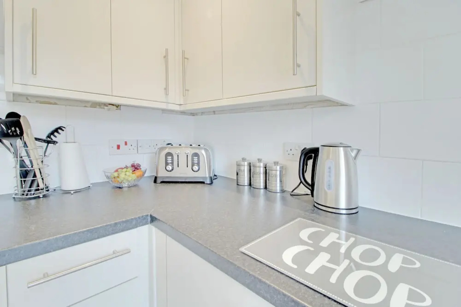 Brighton Getaways - Beach Lodge House