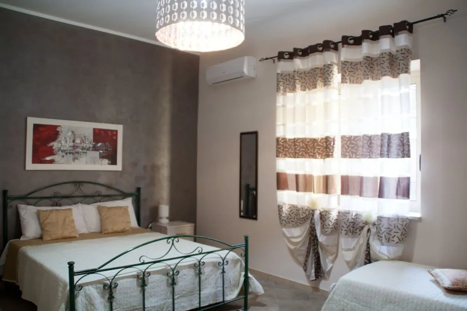 The Liberty Palace b&b