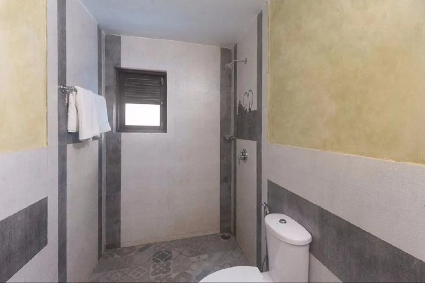 Ocean Waves Casa Blanca