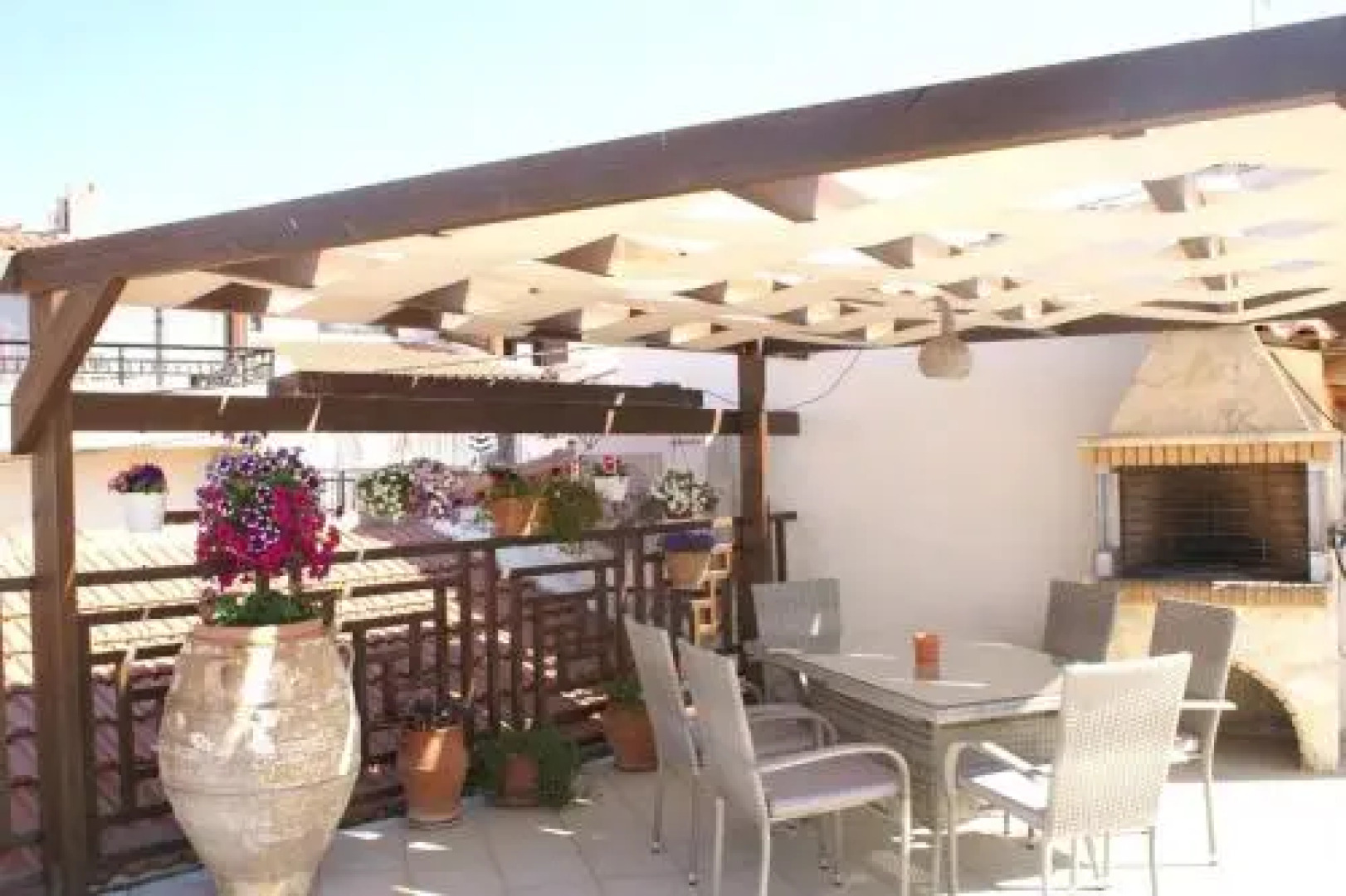 Villa Kamares Boutique Spa Apartments