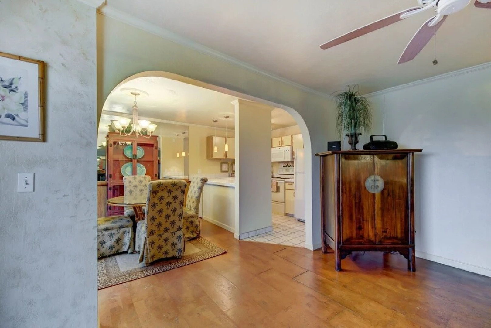 Kahala 123 1 Bedroom 1 Bathroom Condo