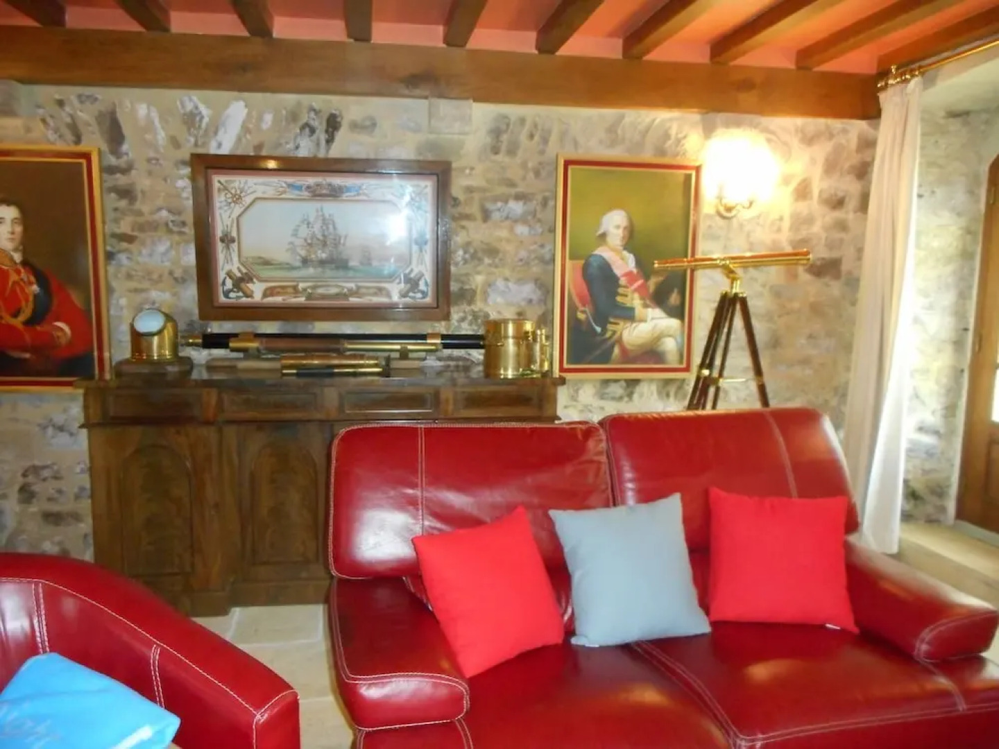 Prieure St Pierre de La Luthumiere