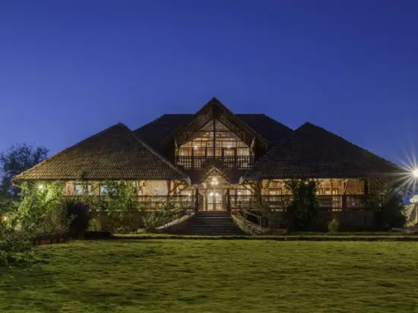 Saffronstays Lattitude