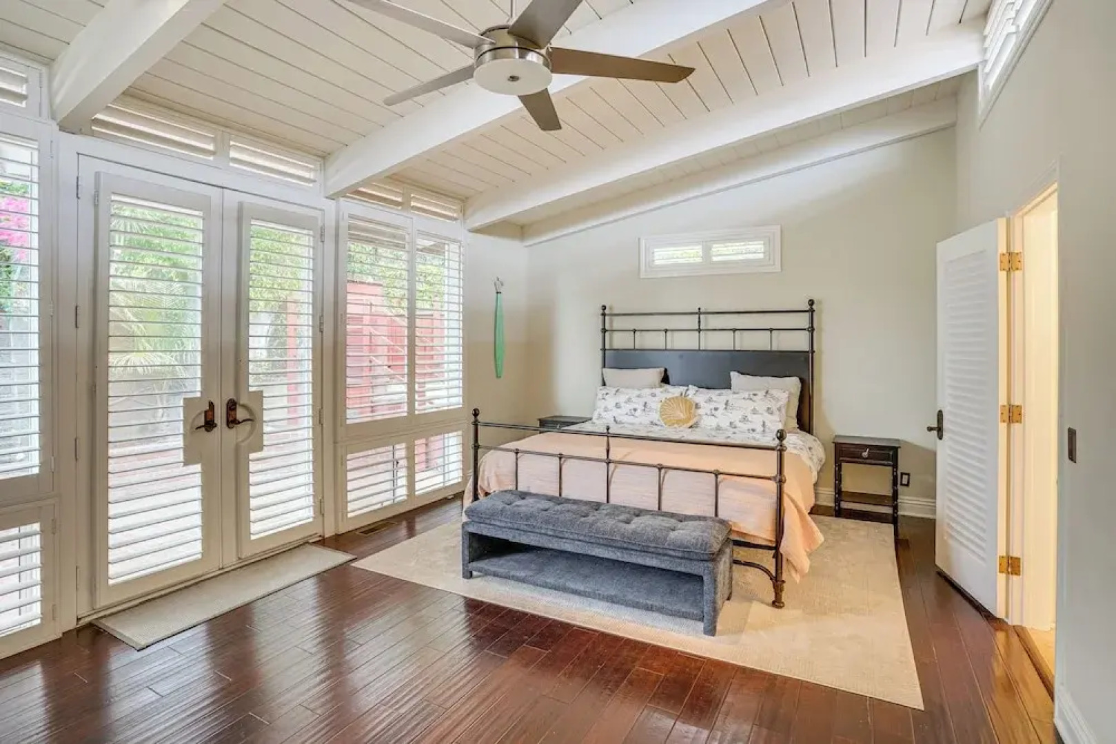 Walk to Private Beach: Rancho Palos Verdes Escape!