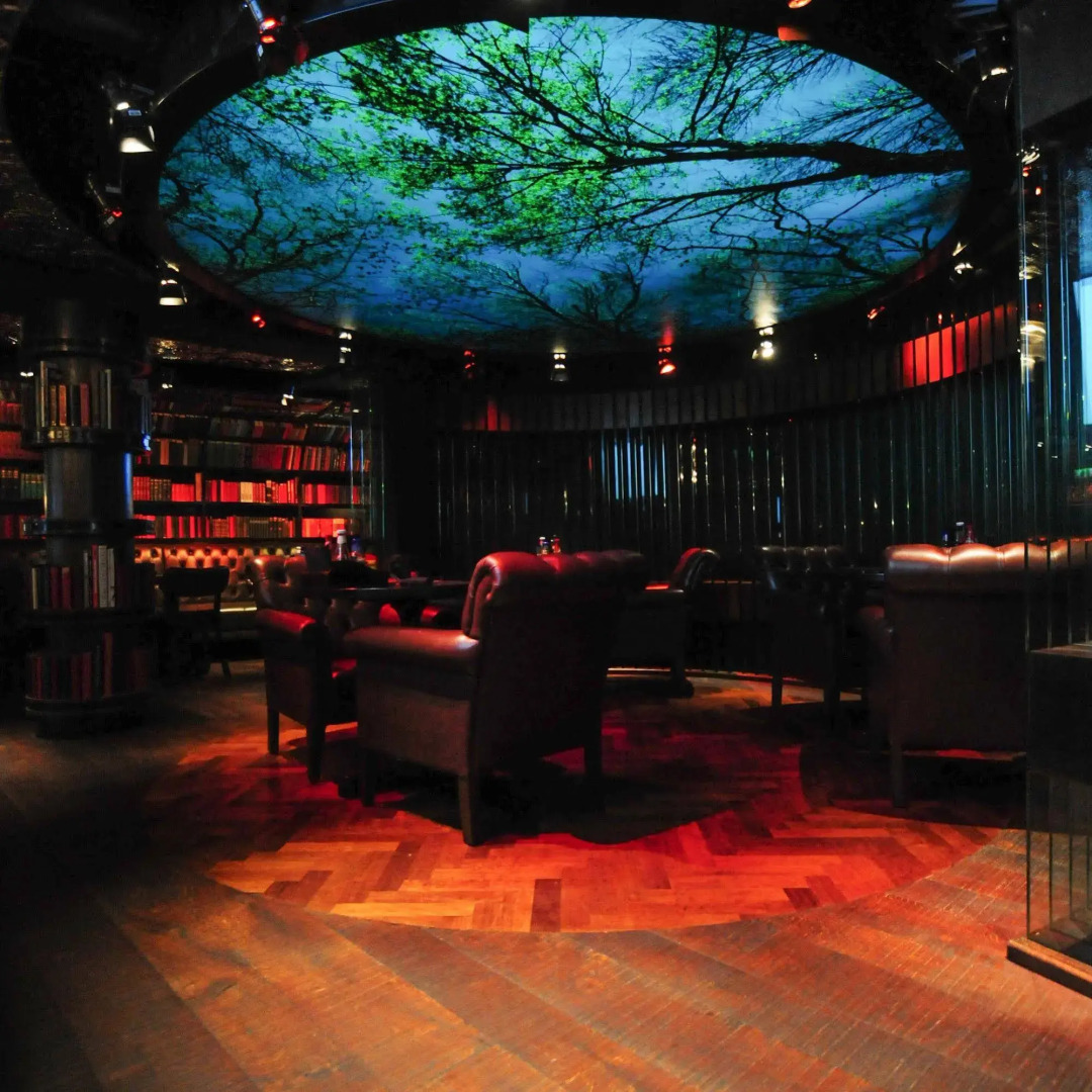 The Royal Hotel and Merrill Leisure Club