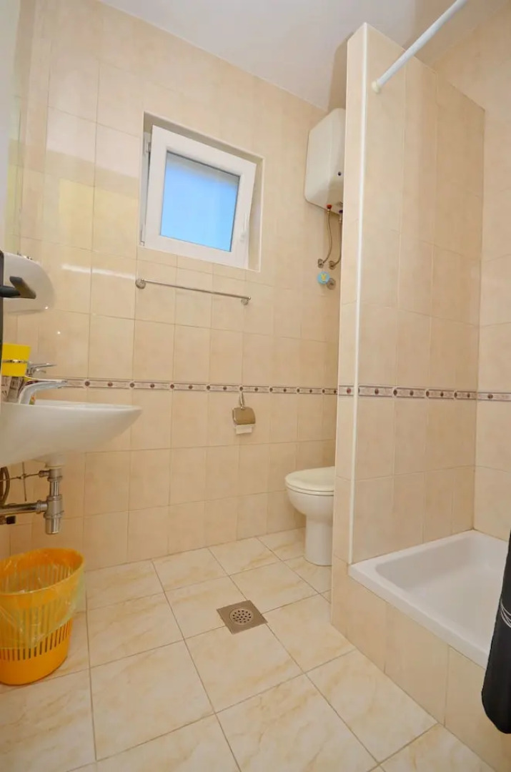 Apartments and Rooms On the Beach