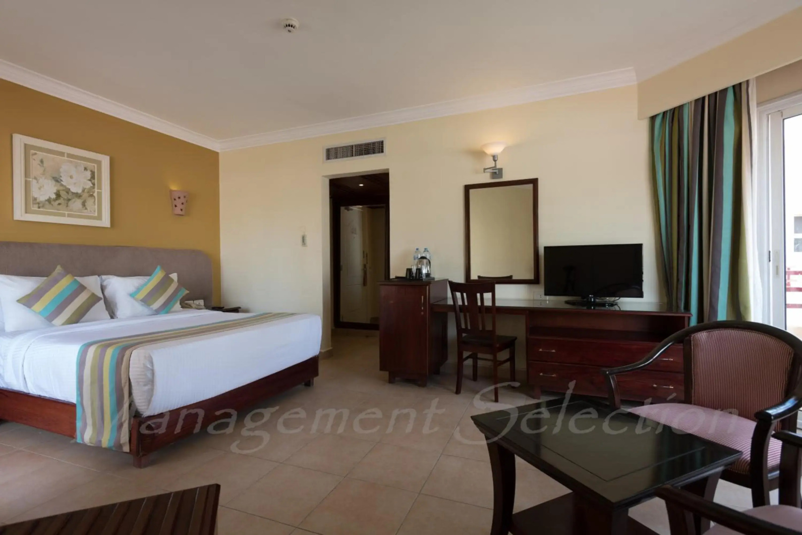 Xperience Kiroseiz Parkland Resort