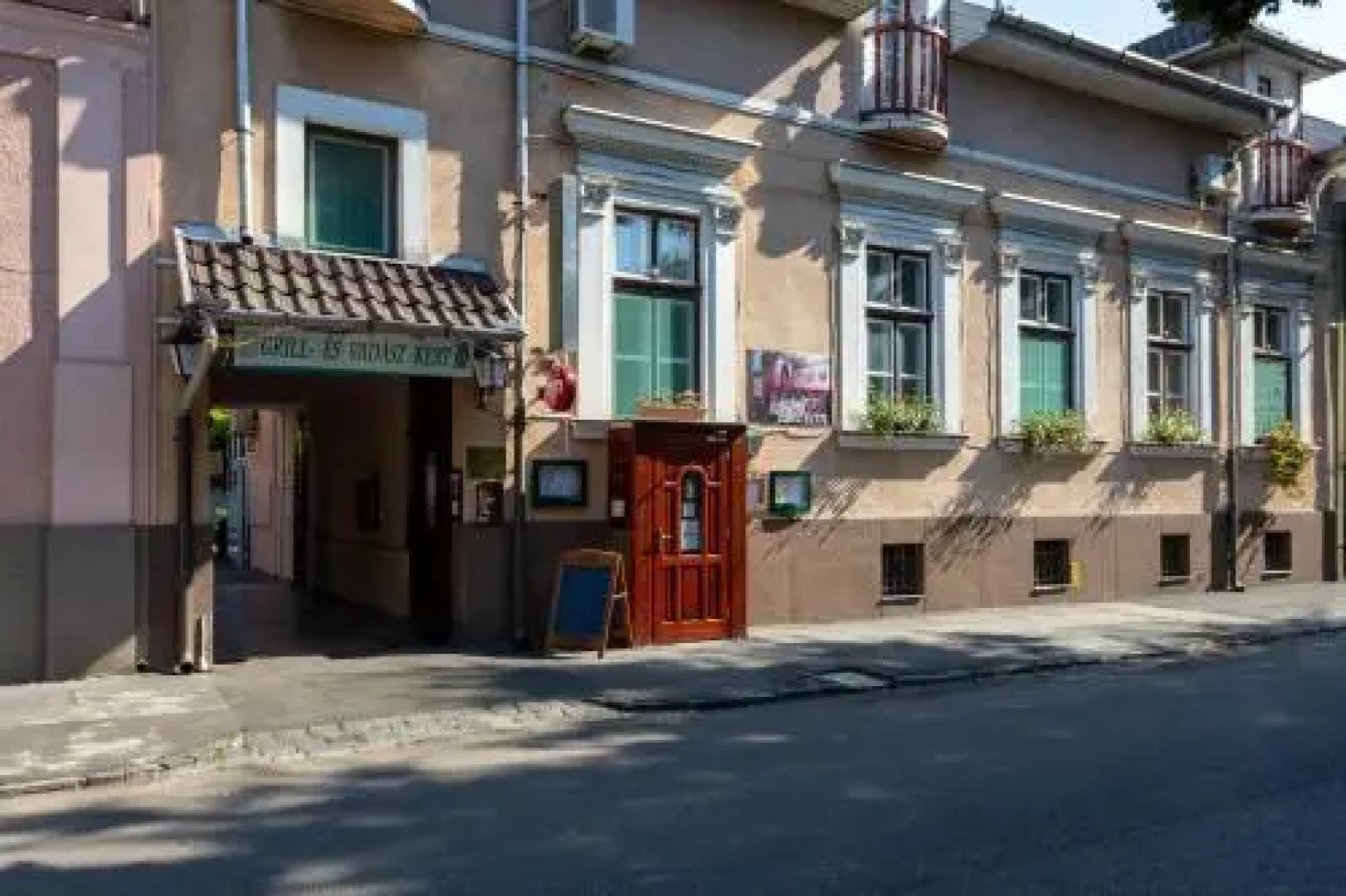 Ills Hotel