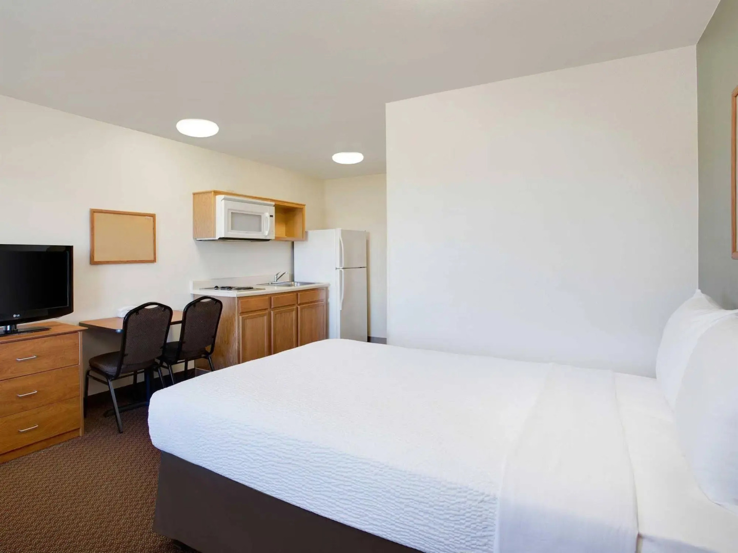 WoodSpring Suites Richmond Colonial Heights Fort Gregg-Adams