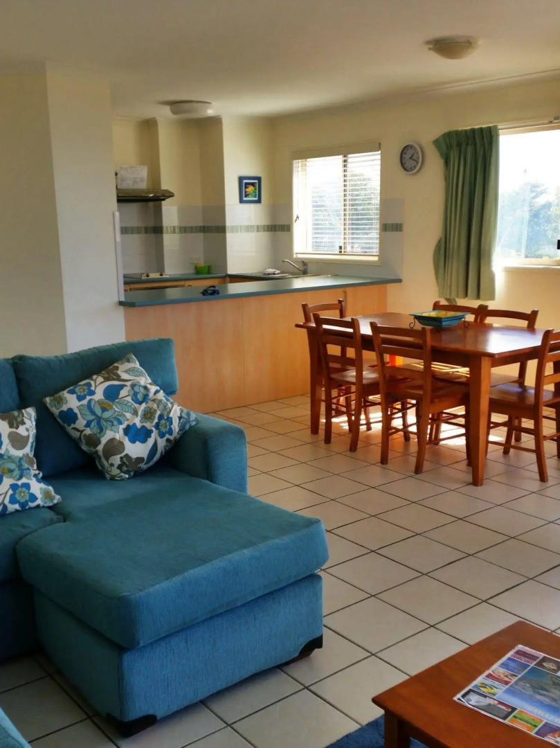 Santalina On Hervey Bay