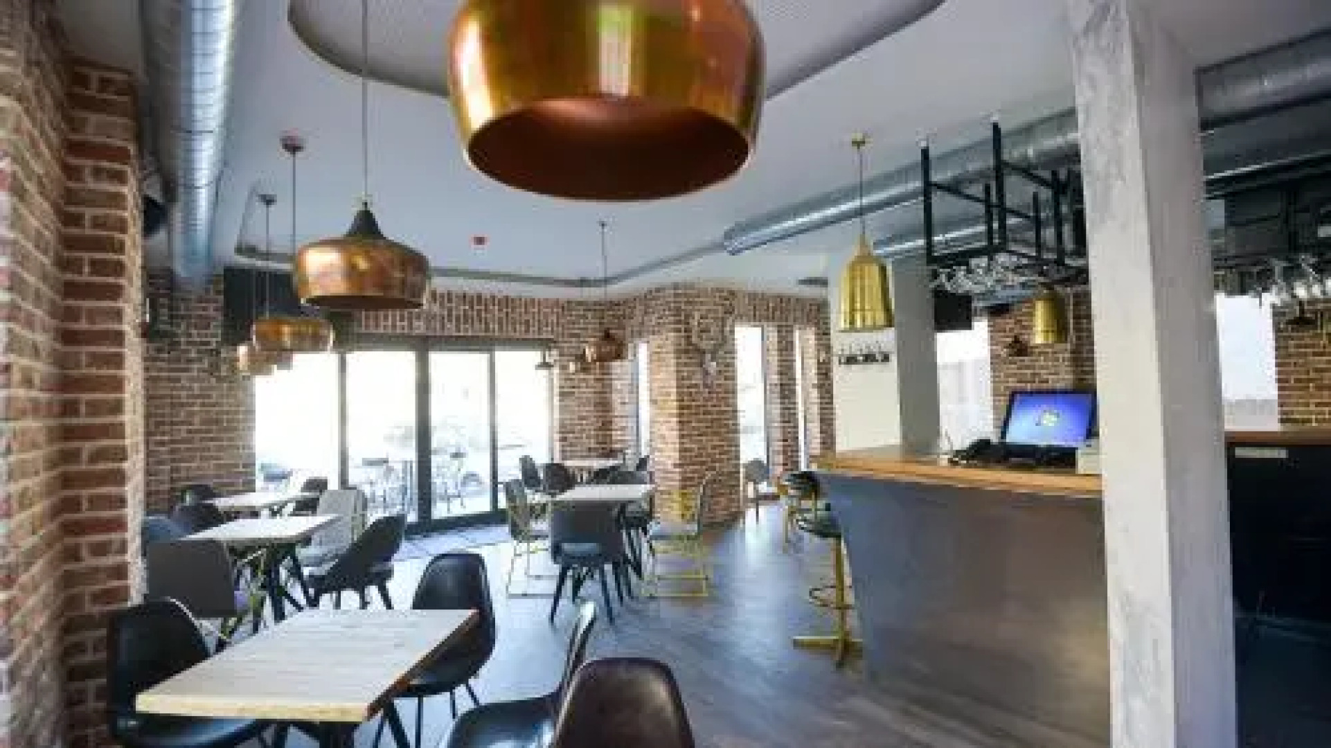 Urbanista Hotel And Bar